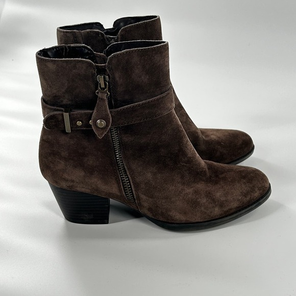 Earth Suede Ankle Zip Buckle Booties 8.5 Brown Boots Western Boho Comfort - Picture 1 of 9